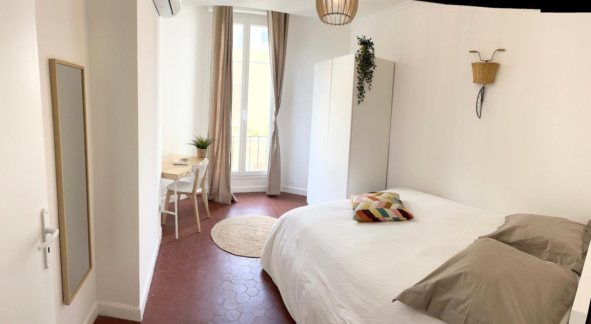 Magnifique T4 - Spacieux Standing - Ac - Wifi - Coeur De